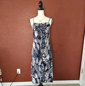 Old Navy Navy and White Leaf Pattern Midi Dress